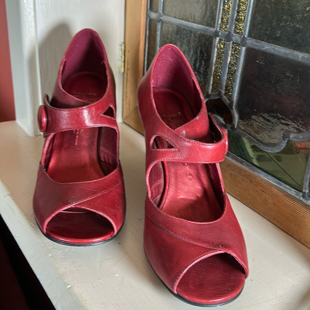 Bronx Rita Heels